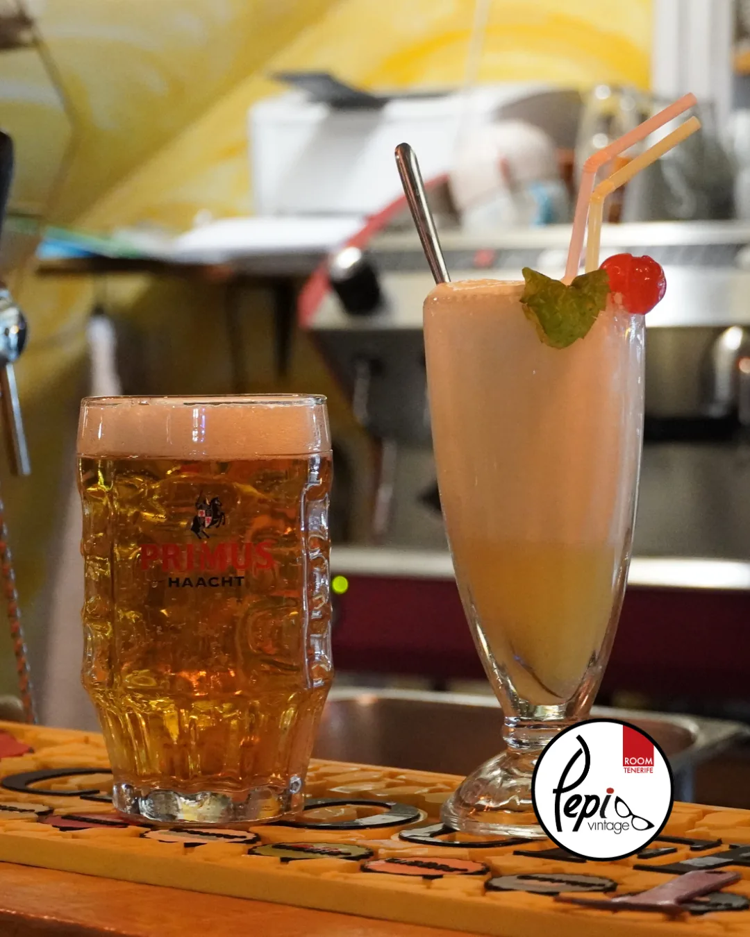 Cocktail and beer served at the pizzeria’s bar